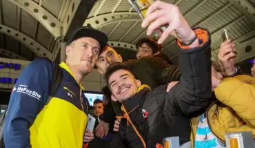 Fenerbahçe Futbol Takımı, Antalya'ya geldi