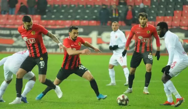 Eskişehirspor'da Emre Güral şoku!