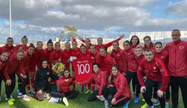 A Milli Kadın Futbol Takımı, hazırlık maçında Malta'yı 2-1 yendi