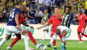 Fenerbahçe'nin 11'i belli oldu