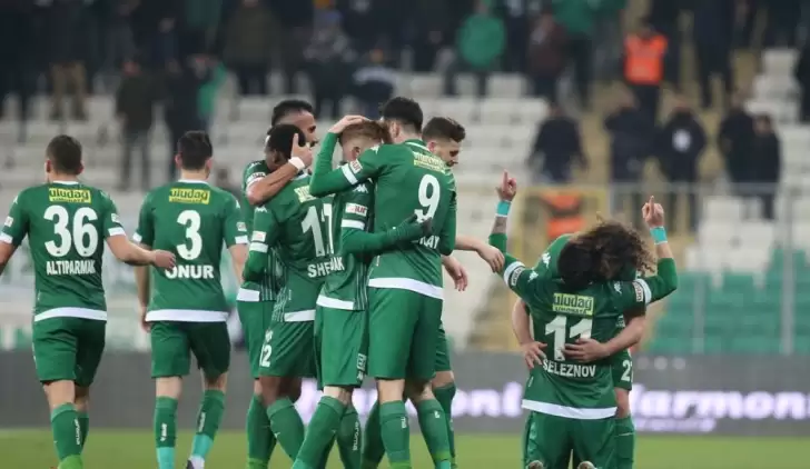 Bursaspor 90'da güldü! 2-1