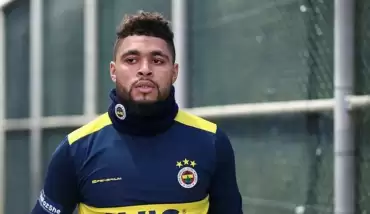 Falette, Yanal'ın gözüne giriyor!