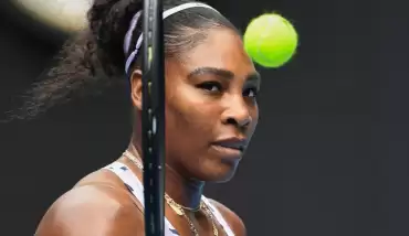 Serena Williams ve Federer, 3. tura yükseldi