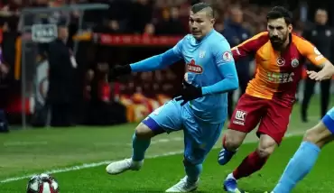 Şener Özbayraklı: ''Çok mutluyuz''