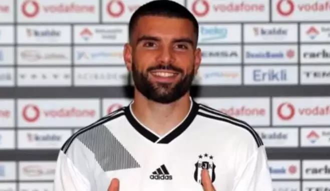 Beşiktaş'ta sıcak gelişme: Rebocho ile yollar ayrıldı