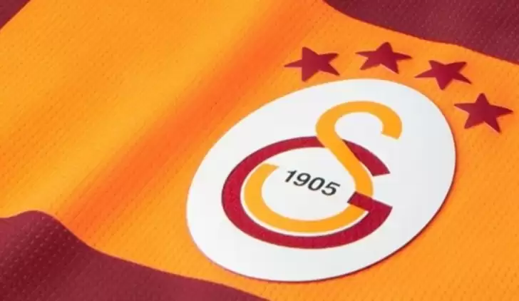 Menajerler kapıyı aşındırdı! Galatasaray'a stoper önerisi...