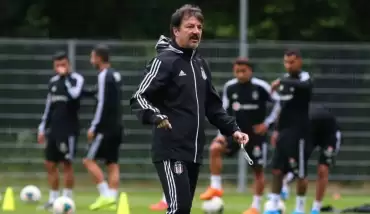 Şenol Fidan: "Üzerimizde bir kara bulutlar dolaşıyor"