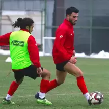 Osman Özköylü: "1-2 gün içinde santrfor alabiliriz"