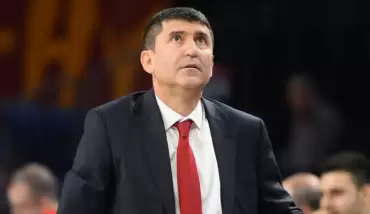 Ertuğrul Erdoğan: "Fenerbahçeli arkadaşlarımıza sağlıklar diliyorum"