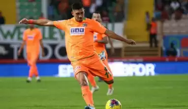 Bakasetas: "Şampiyonluğun en büyük adayı..."