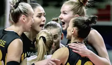 VakıfBank, Türk Hava Yolları'nı 3-0 yendi