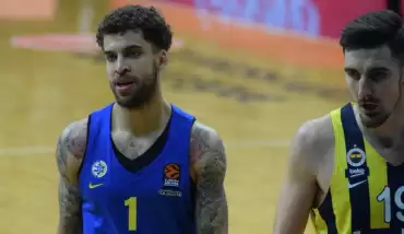 Scottie Wilbekin ve Fenerbahçe Beko taraftarı arasında gerginlik