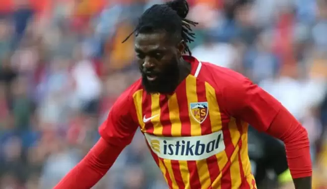 Emmanuel Adebayor'un yeni takımı belli oldu