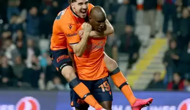 Demba Ba'dan müthiş seri! Sörloth, Cisse, Stancu...