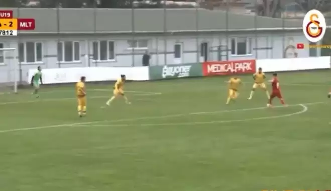 Galatasaray'ın yeni transferi golle tanıştı