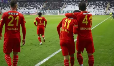 Serdar Gürler: "Üç puanla ayrıldığımız için inanılmaz mutluyuz"