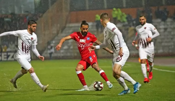 Hatayspor kaçtı, Adana Demirspor yakaladı: 1-1
