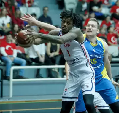 İlk raund Bahçeşehir Koleji'nin!