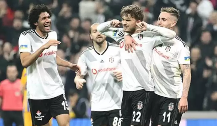 Beşiktaş'ta yıldız oyuncular maaş indirimini kabul etmedi