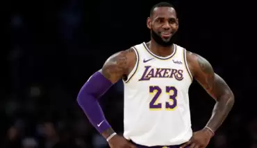 Lebron James: "2020'yi iptal etmek gerekiyor"