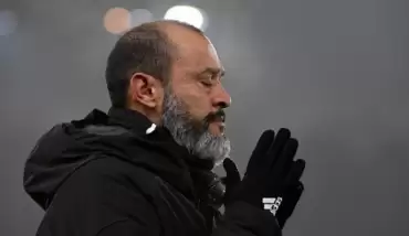 Santo: "İnsanlar ölüyor, sonra biz futbol oynuyoruz... Saçma!"