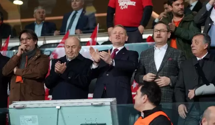 Trabzonspor'un 'sinsi başkan' açıklamasına Gümüşdağ'dan cevap!