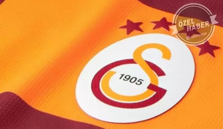 Galatasaray genç forvetle sözleşme uzatıyor! Açıkladı!