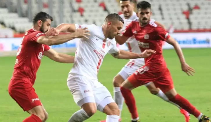 Antalyaspor'dan Sivasspor'a ağır darbe: 1-0