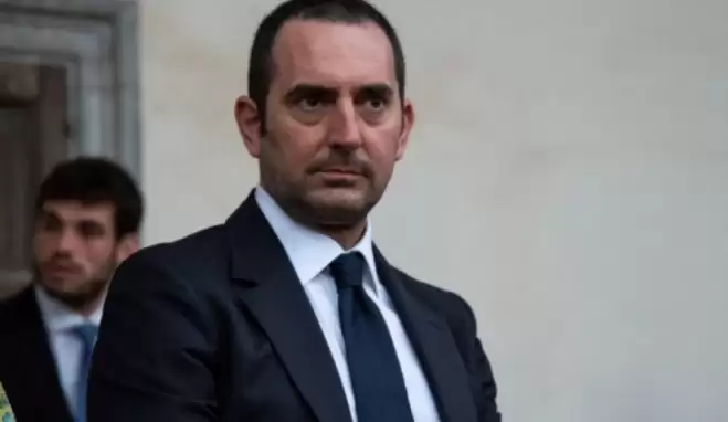 Bakan açıkladı... Serie A için flaş karar!