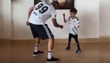 Boateng yine sahnede! Bu kez... (VİDEO)