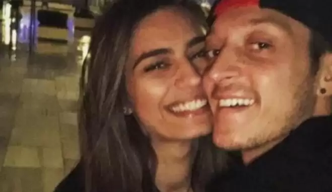 Mesut Özil'den 80 milyonluk doğum hediyesi