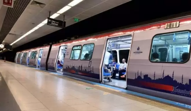 İstanbul metro saatleri