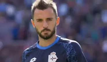 O futbolcu Emre Çolak mı?