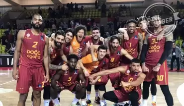 Albayrak 'Çekildiler' dedi, sponsordan cevap gecikmedi!