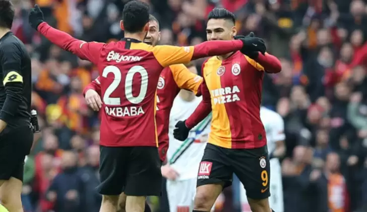 Galatasaray yanıt bekliyor! 4 futbolcu...