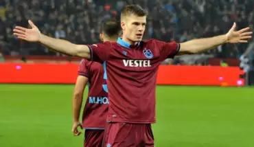 Bakan Kasapoğlu, Sörtloth ve Berke Özer ile görüştü