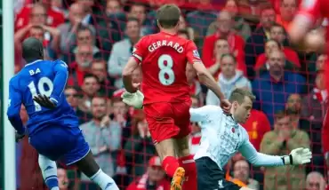 Demba Ba, Liverpool'a attığı tarihi golü anlattı