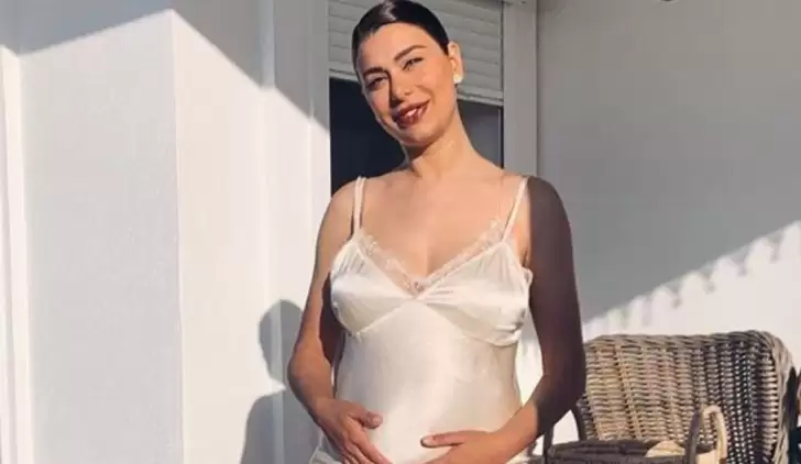 Ebru Şancı: “Hello 6. Ay. Allah isteyen herkese nasip etsin inşallah"