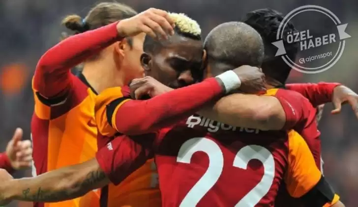 Galatasaraylı futbolculara çağrı: "O parayı almayın"