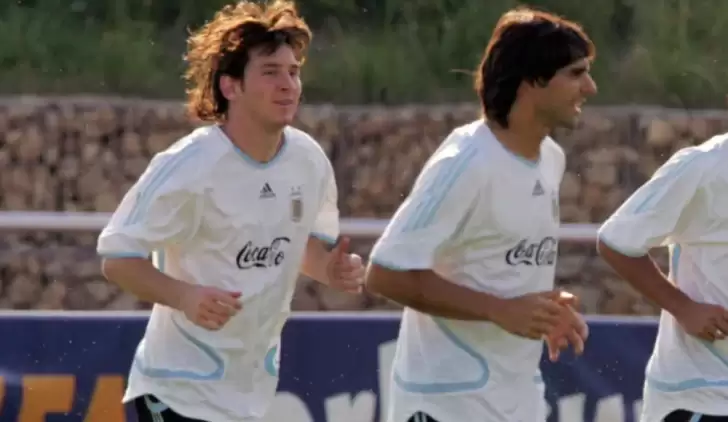 Hem Messi hem Maradona ile oynadı: 'İkisi farklı'