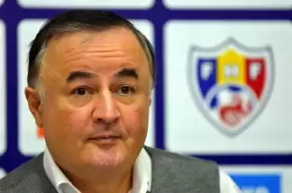 Engin Fırat: "Türkiye’de karar yayıncının baskısıyla alındı"