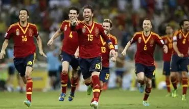 Damat, İspanya'da direkten döndü!