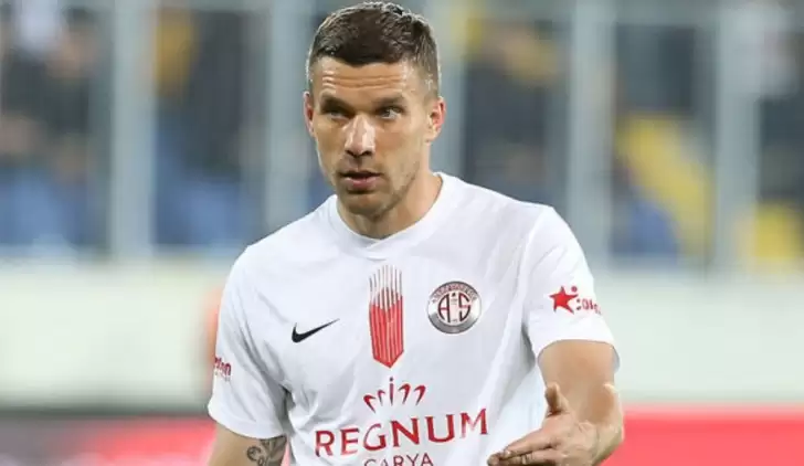 Podolski: "Antalyaspor'u biz şampiyon yapacağız"