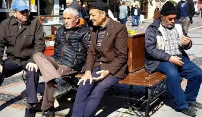 65 yaş üstü sokağa çıkma izni ne zaman başlıyor?