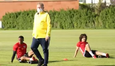 "Zor bir süreç yaşıyoruz"