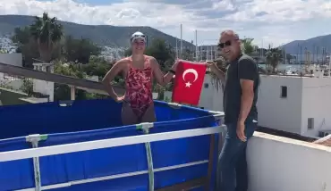 Koronaya karşı terasa havuz kurdu