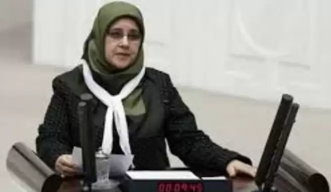 Hüda Kaya kimdir? Kaç yaşında ve ne iş yapar?