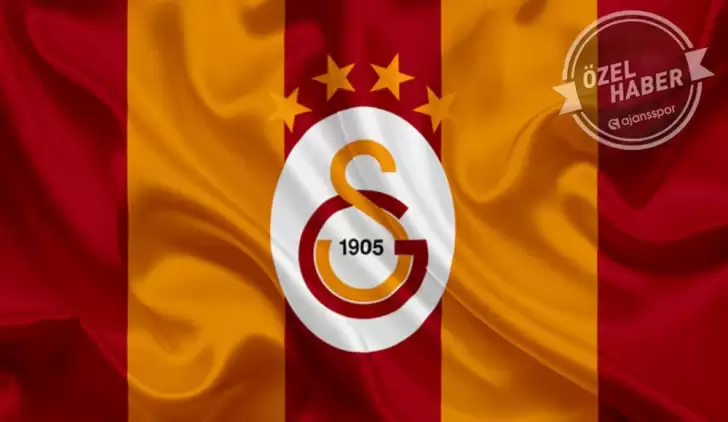 Galatasaray'da kaleye sürpriz aday!