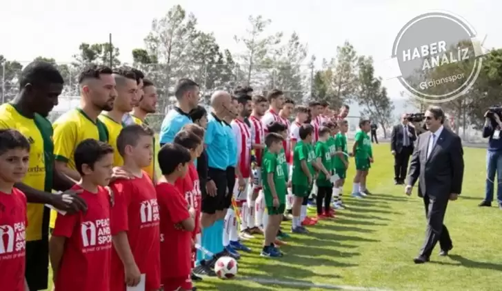 "İçe kapanık futbolumuzdan dolayı üzüntü duyuyoruz"