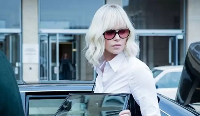 Sarışın Bomba filmini nasıl ve nereden izlerim?